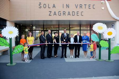Otvoritev šole in vrtca Zagradec