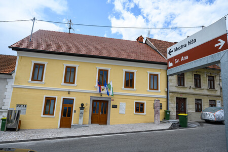 Mestna hiša Višnja Gora