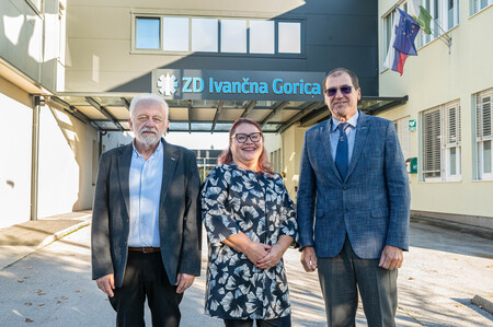 Mateja Plut Švigelj v družbi nekdanjega direktorja ZD in župana Dušana Strnada