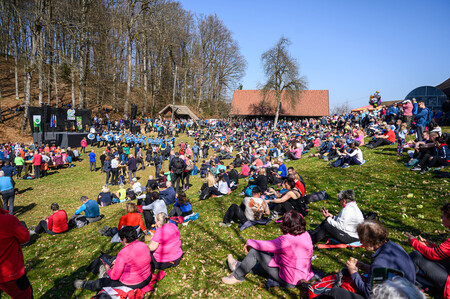 32. pohod po Jurčičevi poti