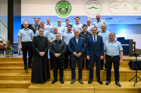 Člani MOPZ Prijatelji z osrednjimi gosti