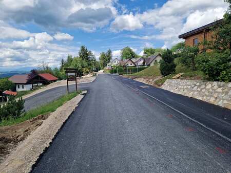 Cesta Kriška vas - Nova vas